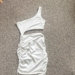 White One-Shoulder dress with slit